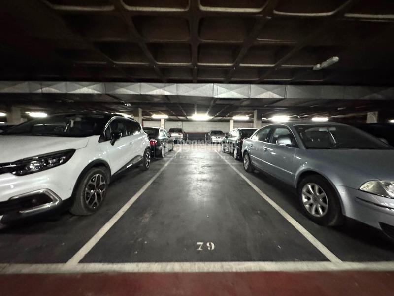 Foto 04bf34cf-df19-48f2-8af2-e888f8d09a0f. Aparcament cotxe a Hospital Valladolid