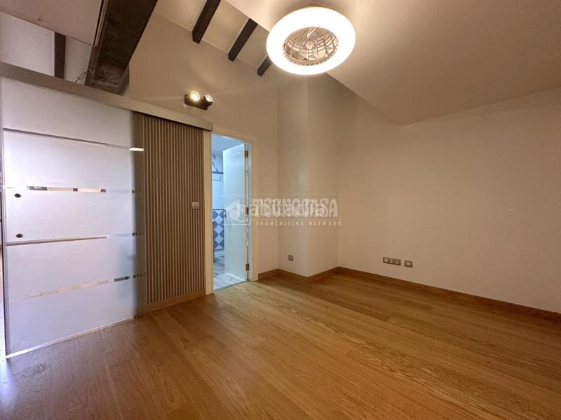 Foto 25d21e08-9f49-4b87-8ba5-9fd3e8de691b. Pis a Centro Valladolid