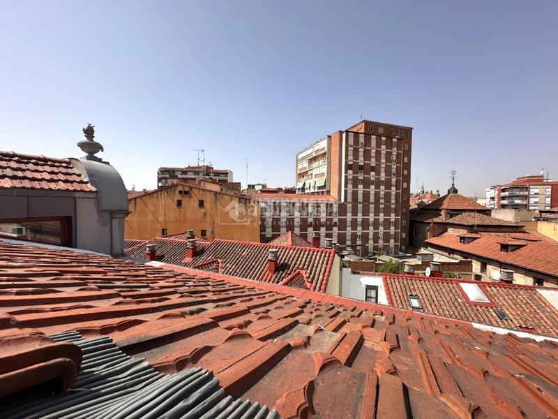 Foto c04026bb-de4d-40b9-8354-0b058e56da73. Pis a Centro Valladolid