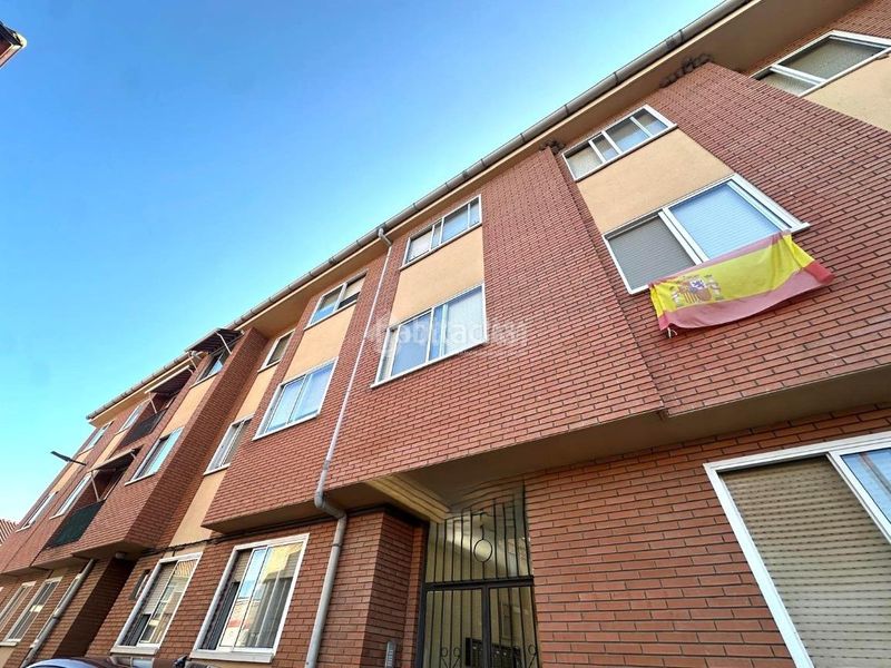 Foto f3282379-ccd6-4c6c-91cb-14e63daac487. Piso  en venta en Santovenia de Pisuerga