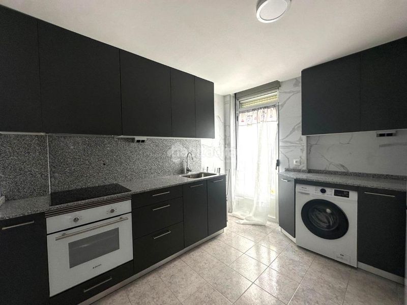 Foto fff17612-5c00-47eb-b64e-768717a57954. Piso  en venta en Santovenia de Pisuerga