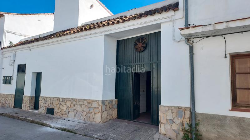 Foto be91f353-69ee-4eab-8f0d-3885cb2994fc. Édifice dans Jimena de la Frontera