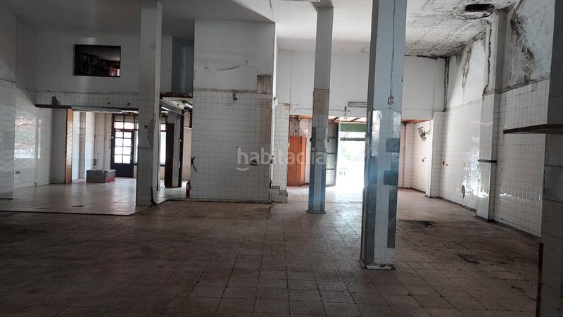 Foto 9790fc9f-da12-4e31-9c02-e2e2b5a5e053. Edificio en Jimena de la Frontera