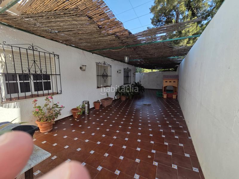 Foto 068c3f4f-1f22-4a9f-8e6a-b3fe295f2ee2. Chalet en Los Pinos Algeciras