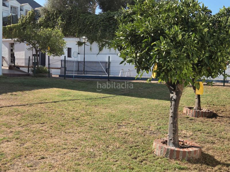 Foto 35563418-ab03-49b5-80cf-d631e7290ff9. Xalet amb xemeneia aparcament piscina a Los Pinos Algeciras