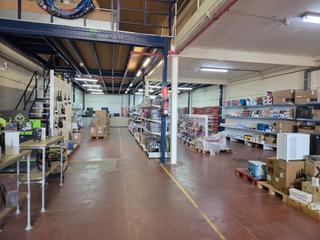 Nave industrial en Barrios (Los)
