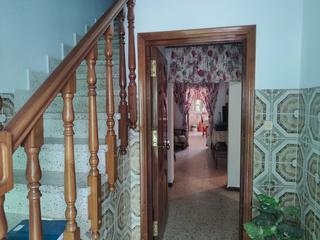 Maison  Calle ancha