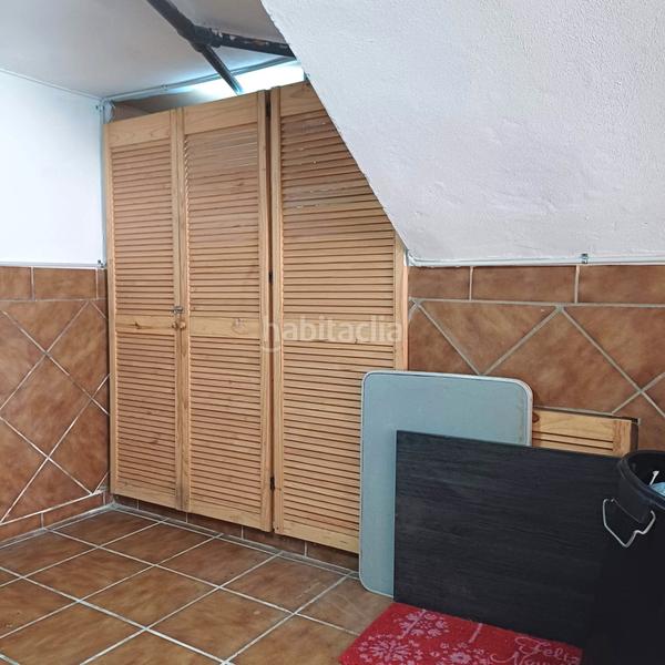 Foto 1a75d015-0906-46b4-a54c-a35d3d198300. Casa pareada pareado en venta en la zona de san bernabe () en Algeciras