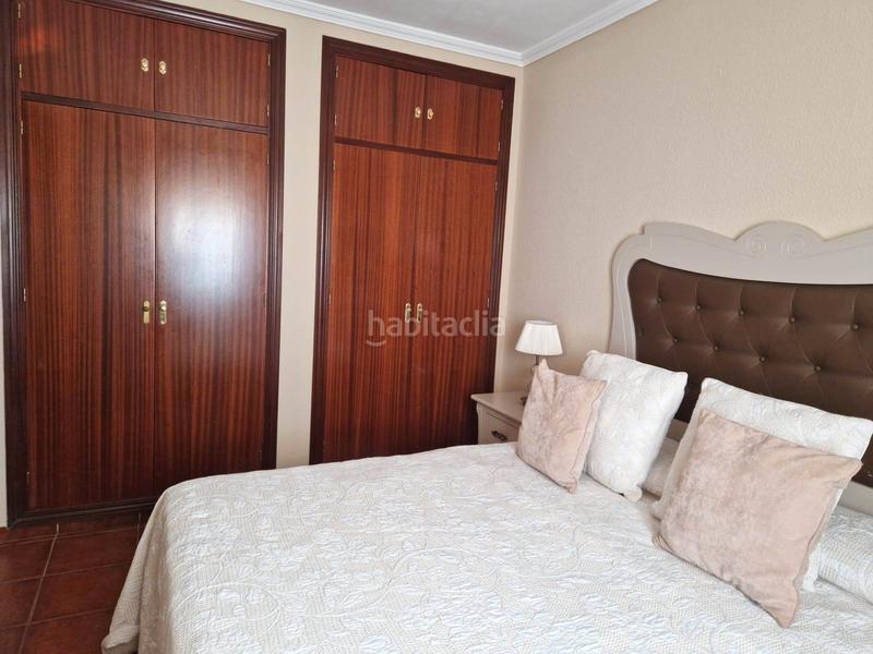 Foto 254799b7-994f-40f3-9cab-434308fb46ae. Casa pareada pareado en venta en la zona de san bernabe () en Algeciras