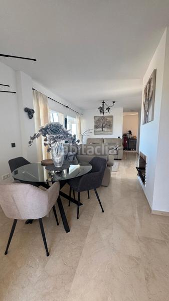 Foto 43f227f3-7dd4-4cde-a8a3-ae6016aafd67. Appartamento con camino riscaldamento piscina in Estepona golf Estepona