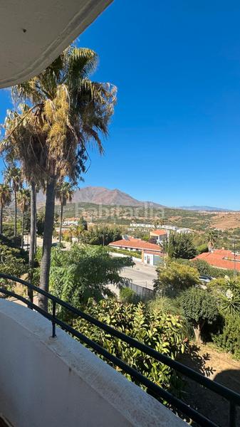 Foto 486f34f9-e7ee-45e3-ae2c-4fff047cd610. Appartamento con camino riscaldamento piscina in Estepona golf Estepona