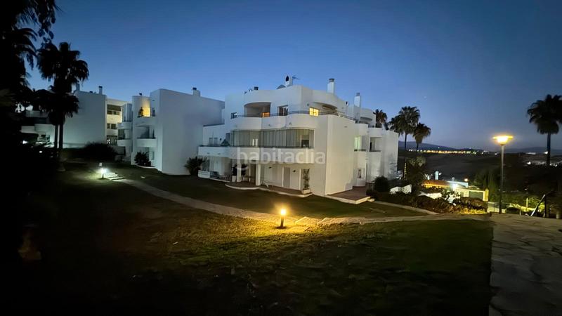 Foto 9b5036d0-2365-4fc7-b4a2-fce2bd907cf3. Appartement avec cheminée chauffage piscine dans Estepona golf Estepona