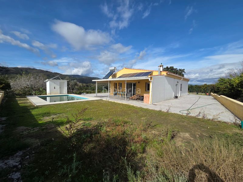 Foto c1040e27-fe4b-4c5a-bec8-63cbe77bd0cc. Finca rústica a Castellar de la Frontera