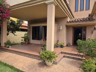 Chalet in Los Pinos
