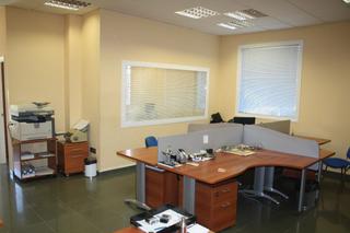 Büro in La Granja - La Colina - Los Pastores
