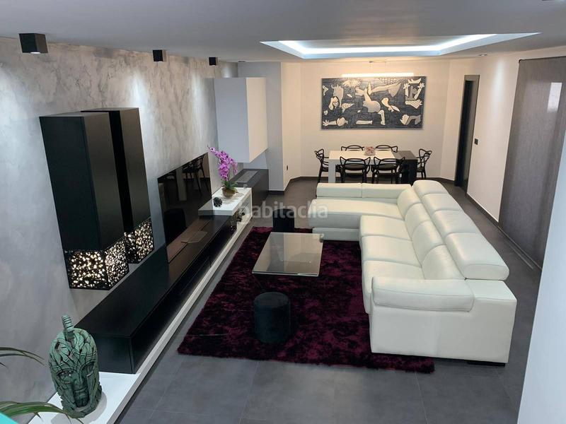 Foto 87e5f8ec-1914-4760-80ef-427c5e75272c. Maison jumelée avec parking dans San José-San Bernardo Línea de la Concepción (La)