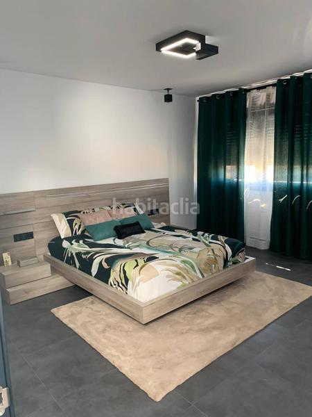 Foto e7d737fc-4e4f-4851-a50a-26789efda494. Maison jumelée avec parking dans San José-San Bernardo Línea de la Concepción (La)