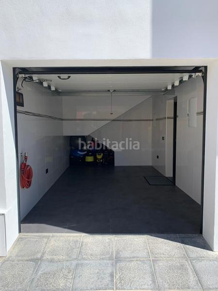 Foto f8f816e8-7a42-49b3-9cbd-1ccfbf1459f4. Maison jumelée avec parking dans San José-San Bernardo Línea de la Concepción (La)