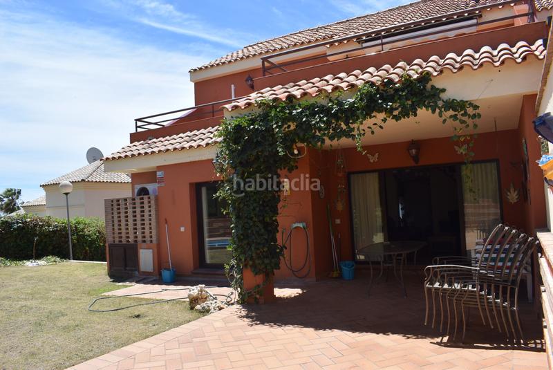 Foto 832da641-da15-4e01-851f-839fe8e8f73f. Xalet amb calefacció aparcament piscina a El Castillo Manilva