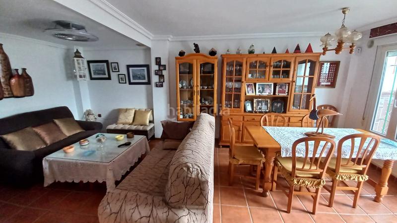 Foto 2dbb4080-6651-4bb5-bc5b-90afcd033b55. Doppelhaus mit heizung parking in Barrios (Los)