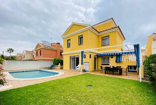 Lloguer Xalet a San García. Chalet en alquiler en san garcía (algeciras).