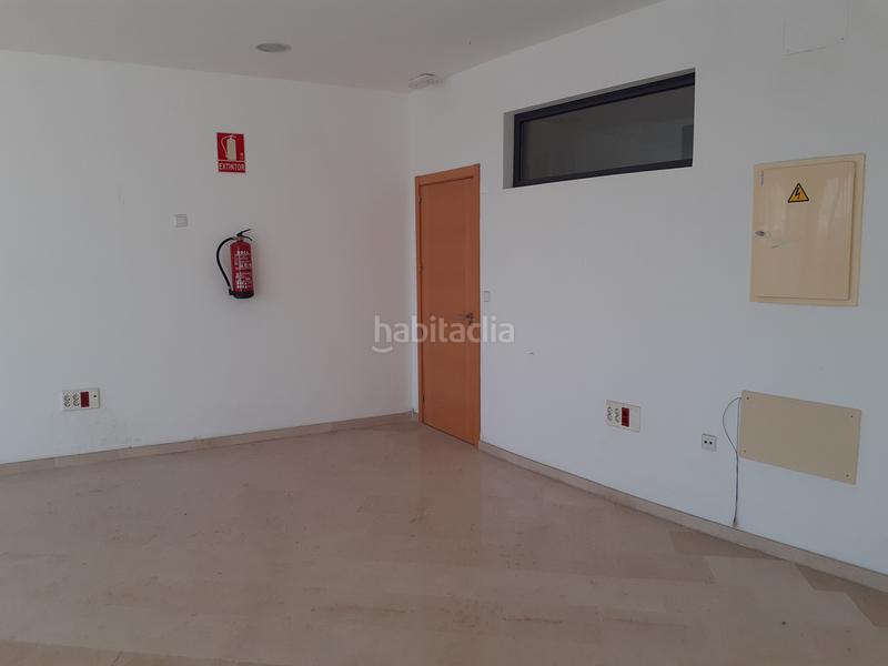 Foto 29bbad84-a8a2-4a2a-8f7f-ee7f5a7d268b. Rent office space in n/a 20 in Barrios (Los)