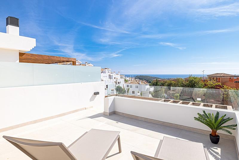 Foto 0b421a60-2b83-448f-bd5f-33b6abdf9f24. Duplex avec parking piscine dans marina de Casares Casares
