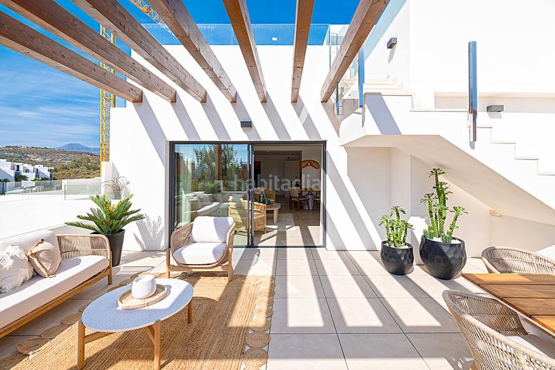 Foto 23bf8246-8b8e-4f74-8555-29478edd6c56. Duplex avec parking piscine dans marina de Casares Casares