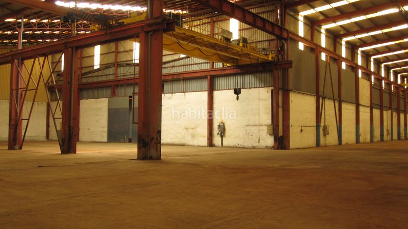 Foto 42fb9edb-da31-4fe1-ad15-52284cbb0190. Industrial building in Puente Mayorga-Campamento San Roque