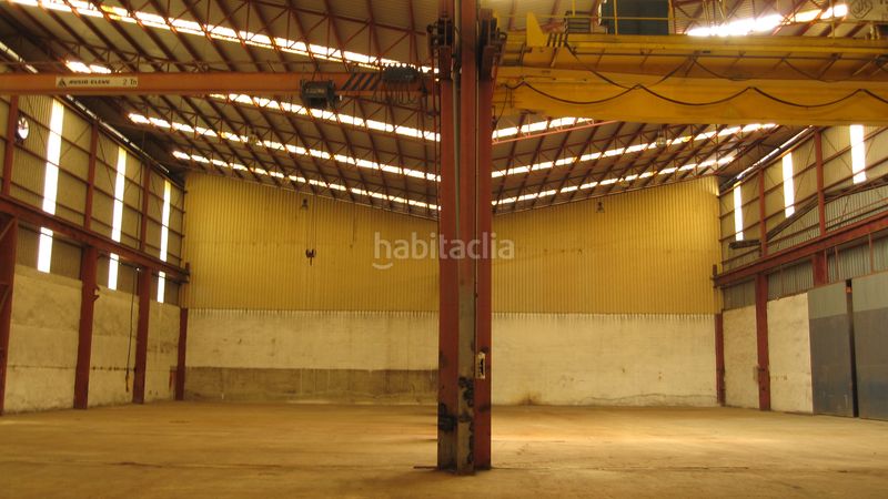 Foto a5b8e473-5e1f-4121-8bad-4e6f65b9ce6b. Industrial building in Puente Mayorga-Campamento San Roque