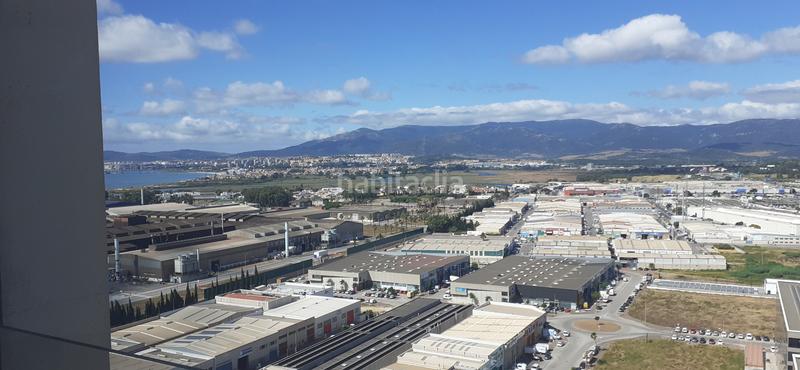 Foto 94f3ea51-bc9e-4516-97a8-4607459b9877. Location bureau avec parking dans Barrios (Los)