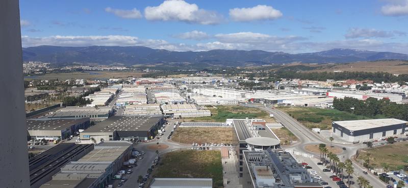 Foto 90c1a6f8-f19c-405b-bad3-d013ef440a02. Affitto ufficio con parcheggio in Barrios (Los)