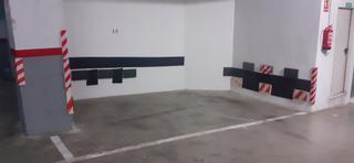 Parking voiture à Bajadilla - Fuente Nueva