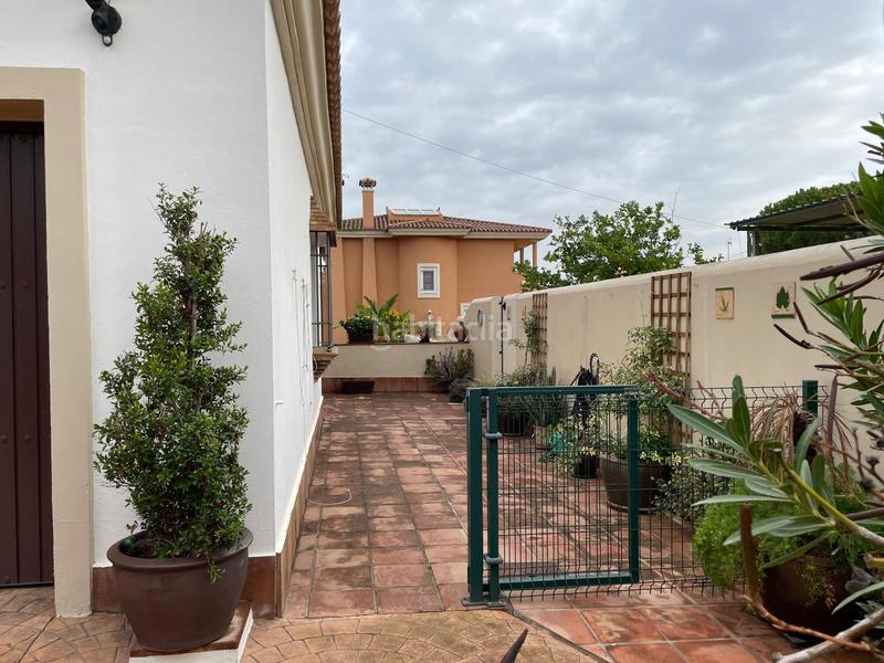 Foto b494803f-c66c-41a7-8ad0-d4e26375180c. Chalet en Los Pinos Algeciras