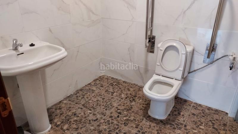 Foto 88211970-d4dc-4d64-bc76-26057d9a8eac. Rent office space in Los Pinos Algeciras