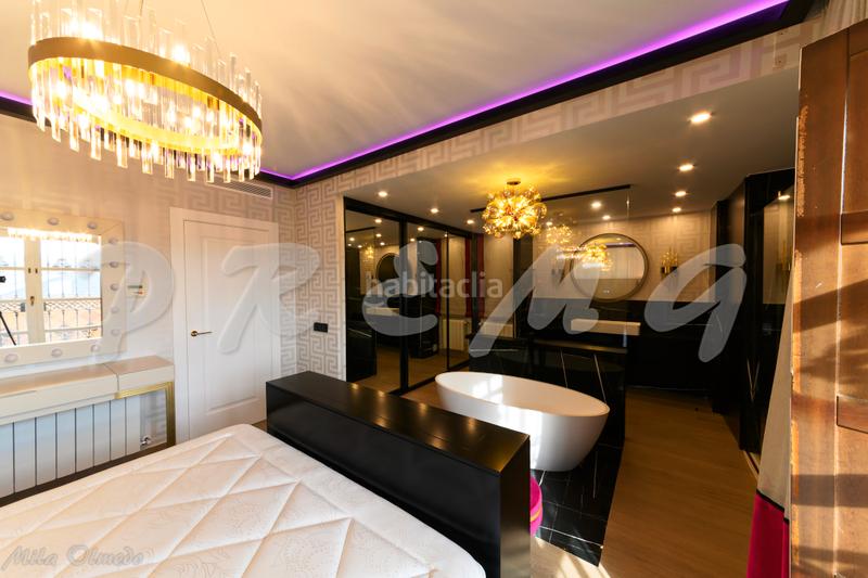 Foto c0a7483e-c4a5-4219-895c-5d982a348060. Chalet mit heizung parking pool in Los Pinos Algeciras