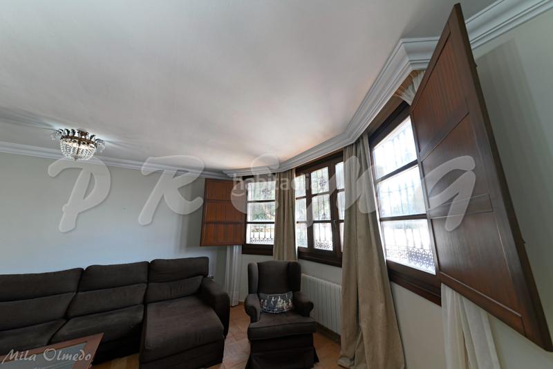 Foto da1851cb-6fef-4da2-9bb3-bd9c26e6ae98. Chalet with heating parking pool in Los Pinos Algeciras