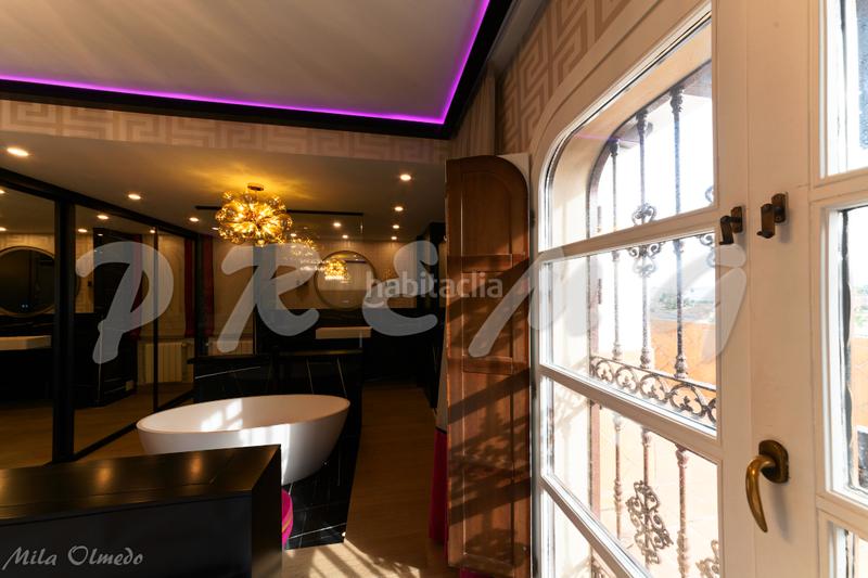 Foto ec37785c-91ec-40ee-bb0b-2699c506d112. Chalet with heating parking pool in Los Pinos Algeciras