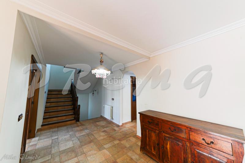 Foto f8fd6cd2-d8a8-4be4-8be8-3a8d8561a2c6. Chalet with heating parking pool in Los Pinos Algeciras