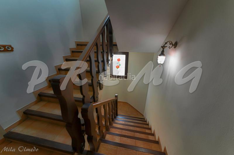 Foto 70a69697-fb15-47c4-8c8d-b6d2568e2ac5. Chalet en Los Pinos Algeciras