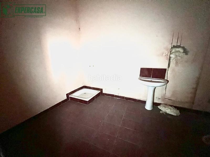 Foto 4966403c-e716-4097-97a0-62846f275fc6. Lloguer local comercial a Alaquàs