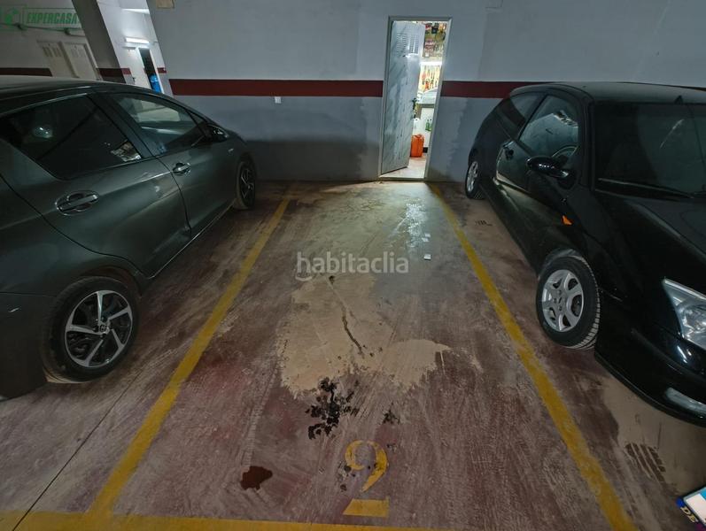 Foto bb1b26f8-a429-4662-97de-913c346eacd1. Parking coche en Aldaia