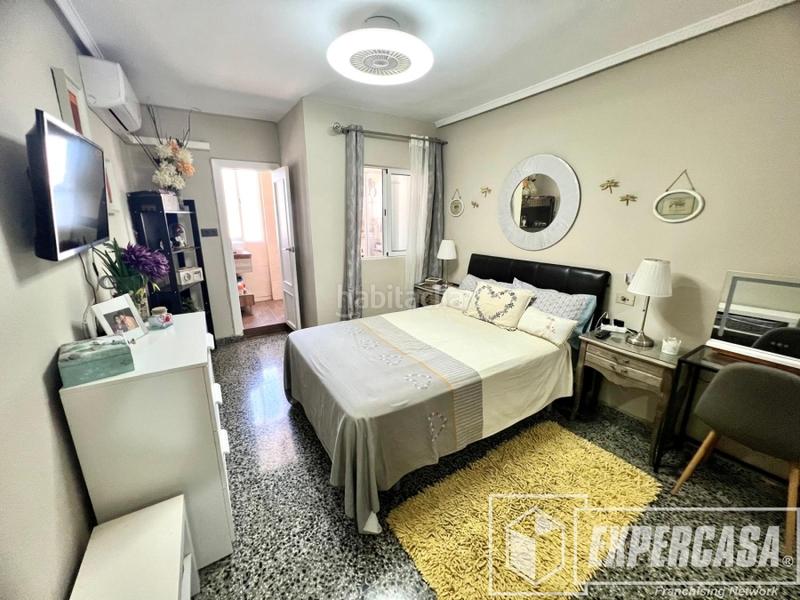 Foto f5bc8f41-fc75-44af-b56b-c4e7b66d3047. Appartamento in Alaquàs