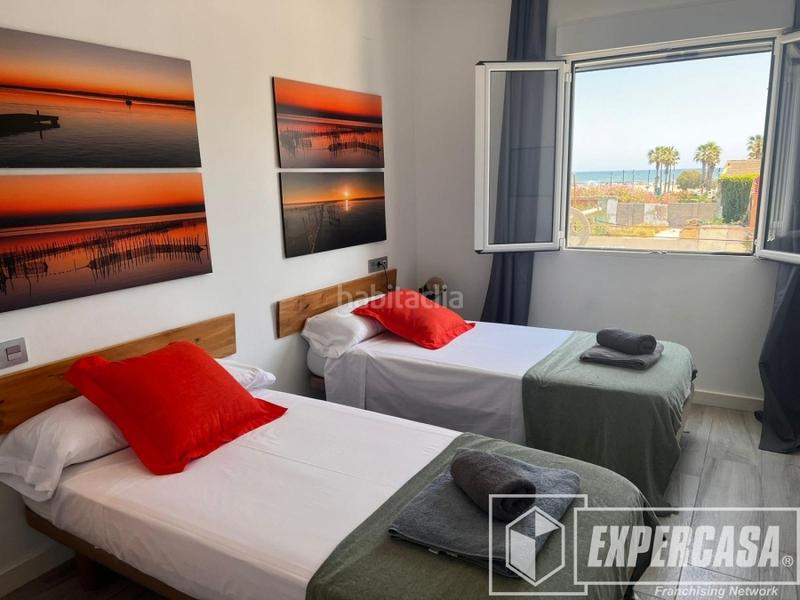 Foto 2f1a709c-7f4a-4c6b-8a4f-5385459ef230. Casa con parcheggio in El Cabanyal-El Canyamelar Valencia