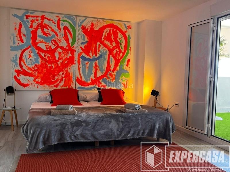 Foto a31bfceb-b263-45e5-b7c5-feca017fc308. Casa con parcheggio in El Cabanyal-El Canyamelar Valencia