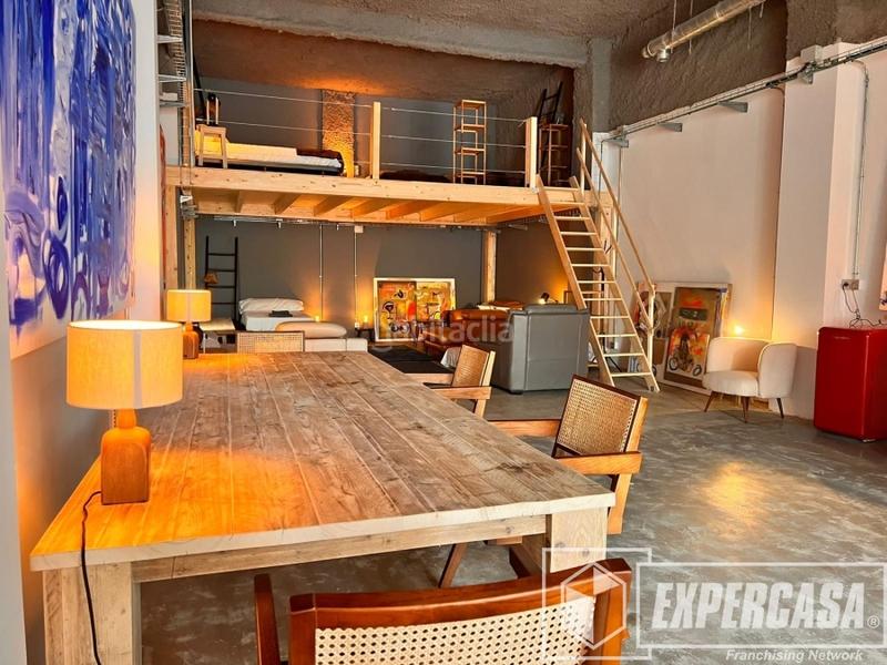 Foto e96078ca-e011-4c6c-9d73-08b73bbafc7c. Casa con parcheggio in El Cabanyal-El Canyamelar Valencia