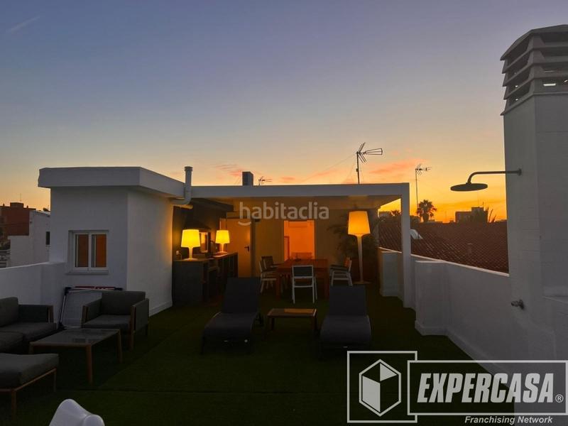 Foto 91e374bc-caa5-4544-b5c8-850bd0e78829. Haus mit parking in El Cabanyal-El Canyamelar Valencia