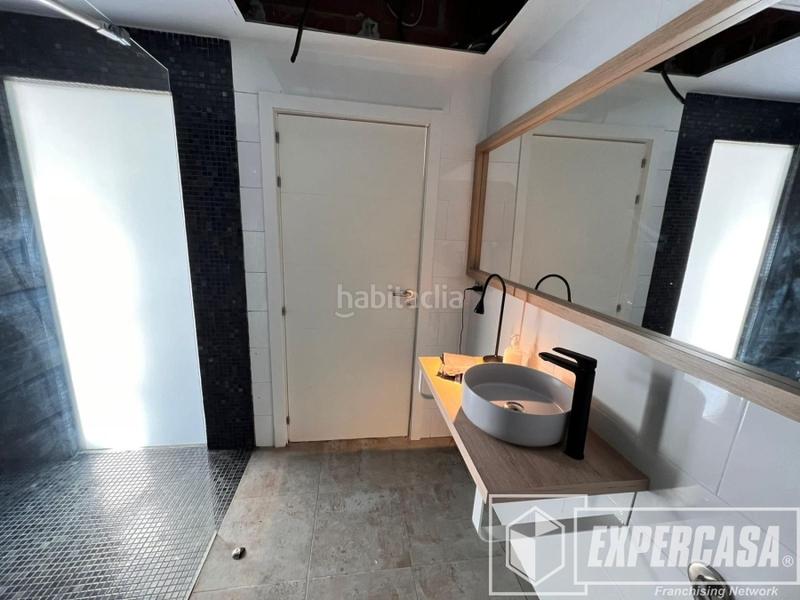 Foto 2e7cf698-2fe6-48e6-8e0a-634058249839. Maison avec parking dans El Cabanyal-El Canyamelar Valencia