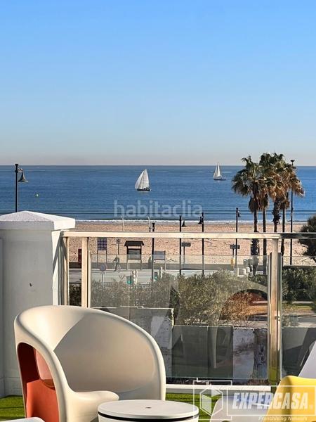 Foto a22f5e28-4708-4c43-a8f2-e10c947f7d34. Maison avec parking dans El Cabanyal-El Canyamelar Valencia