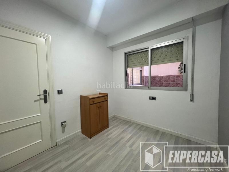 Foto 5274d93d-5b62-4b79-99f2-8ce73dbc64a3. Appartamento con parcheggio in Aldaia